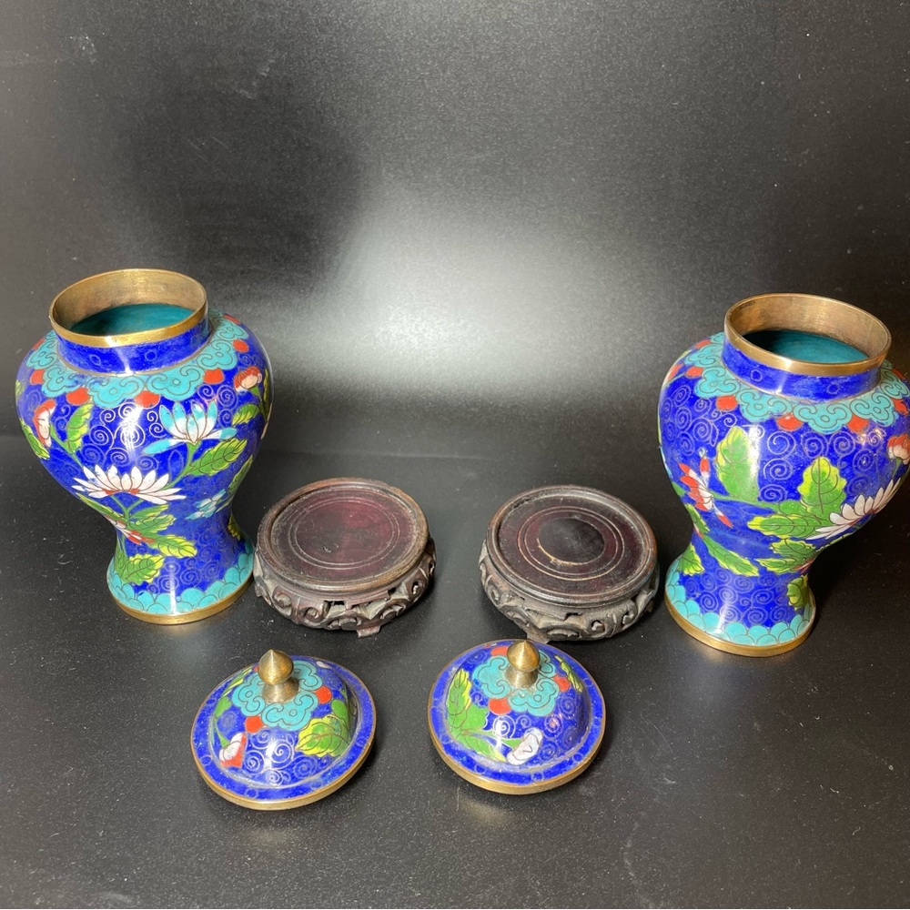 Pair of late 19th century Qing Chinese Cloisonné Temple Jars with Original Stand - Picture 5 of 11